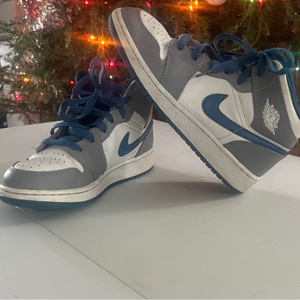 Jordan Kids Sneakers in Blue and Gray